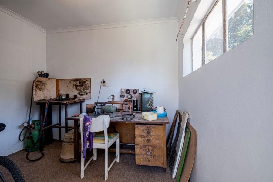 5 Bedroom Property for Sale in Woodlands Eastern Cape